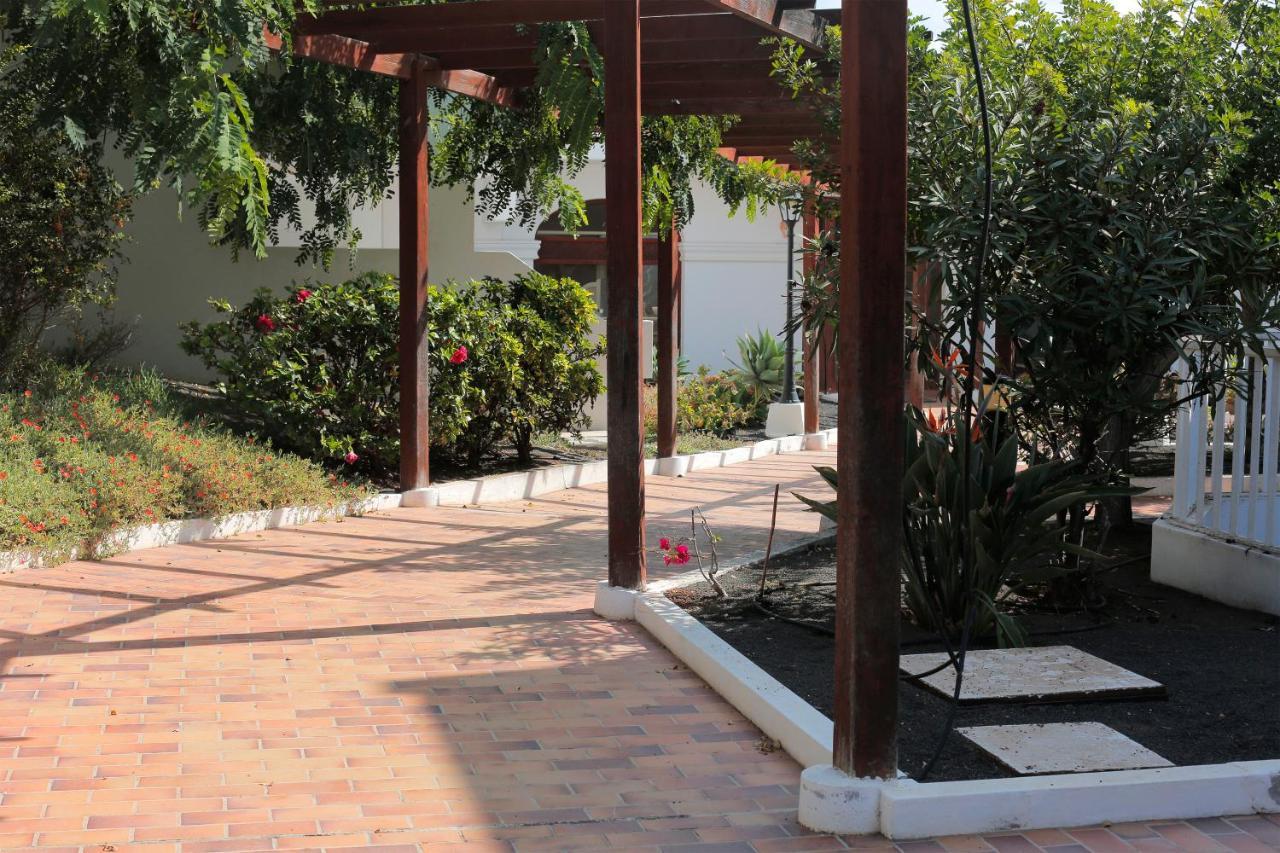 Daruma Apartments 2-Bedroom Duplex With Sea Views Costa Teguise Exterior photo
